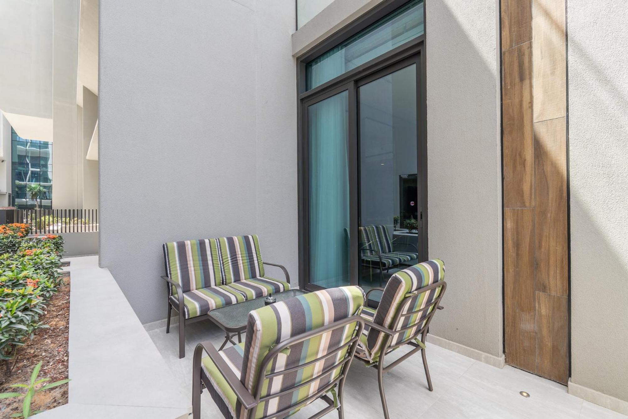 Apartment Modern By Czechin Jvc Prime Location Dubai