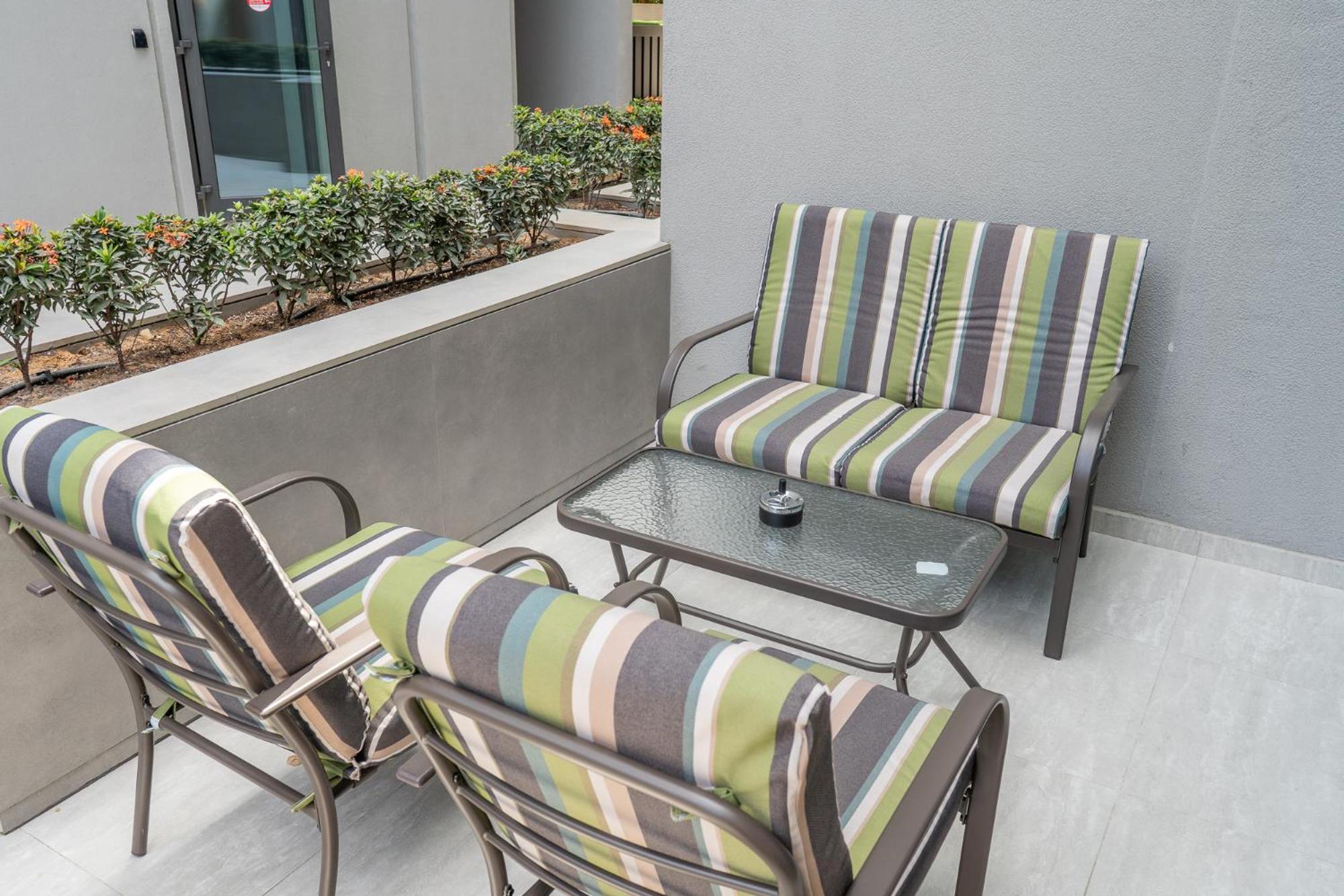 Modern By Czechin Jvc Prime Location Dubai